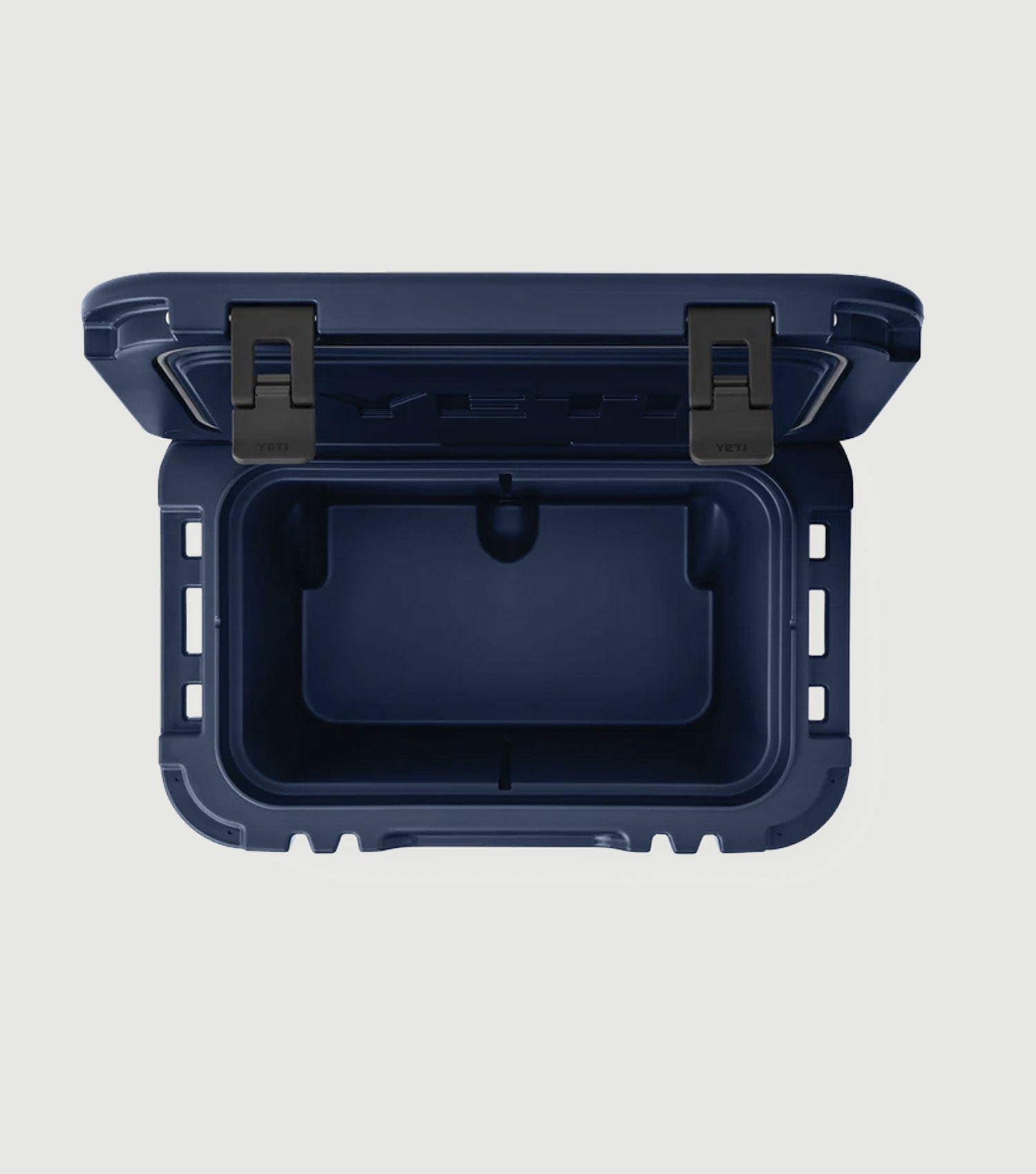 32 Wheeled Cool Box Navy - Yeti