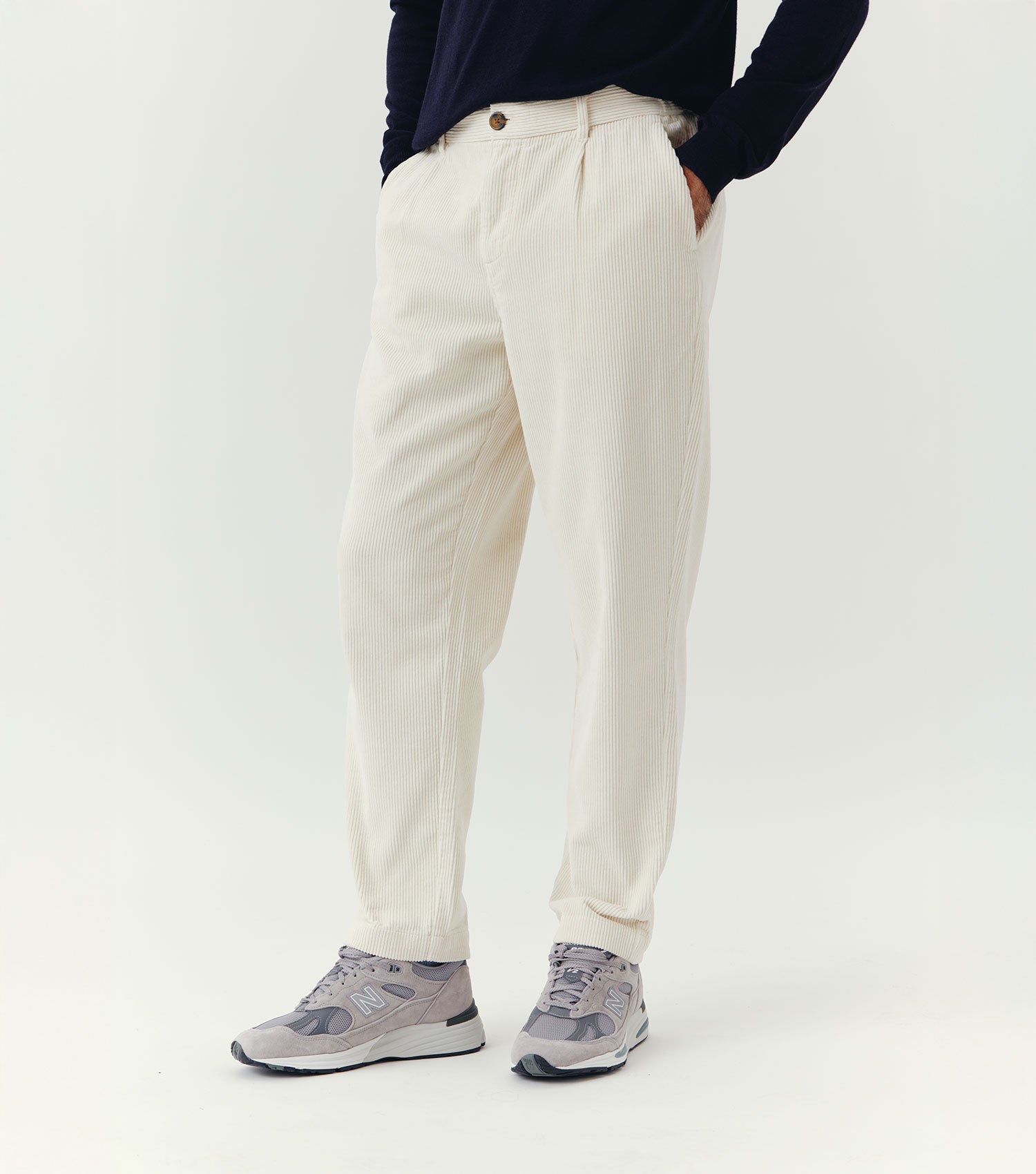 Corduroy Carrot Pleated Pants Ecru - BLAW