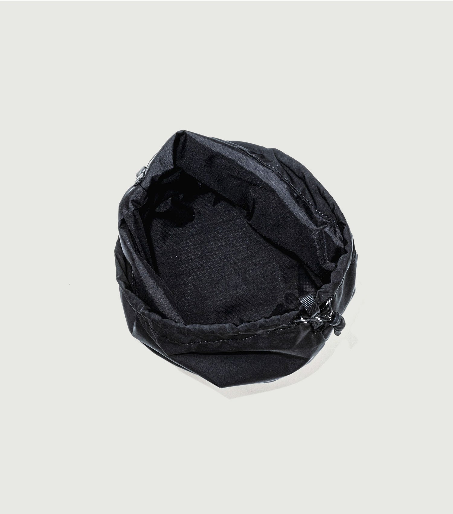 Reversible Bucket Black Tech Sateen - Topologie