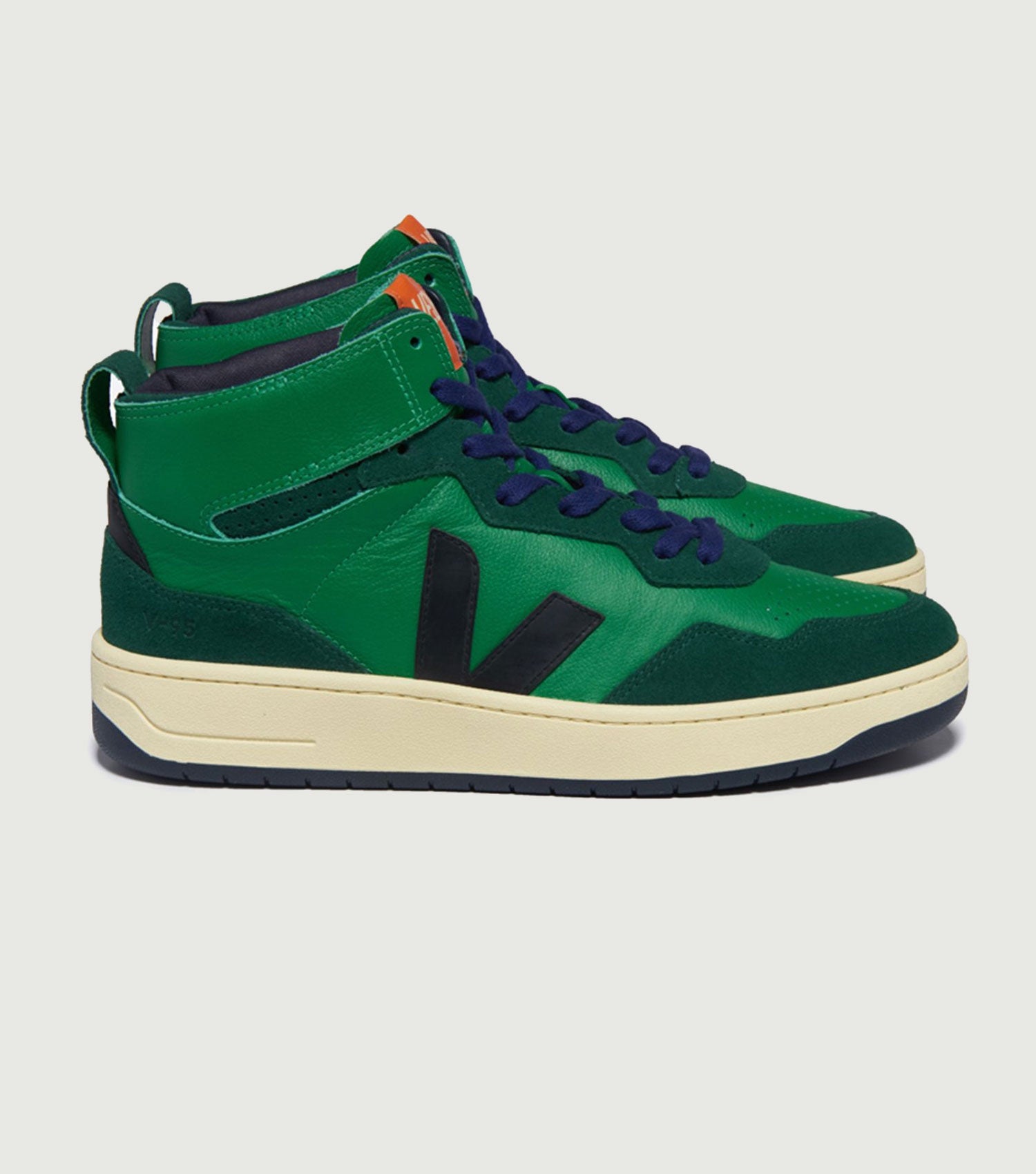 V-95 Leather Emeraude Black - Veja