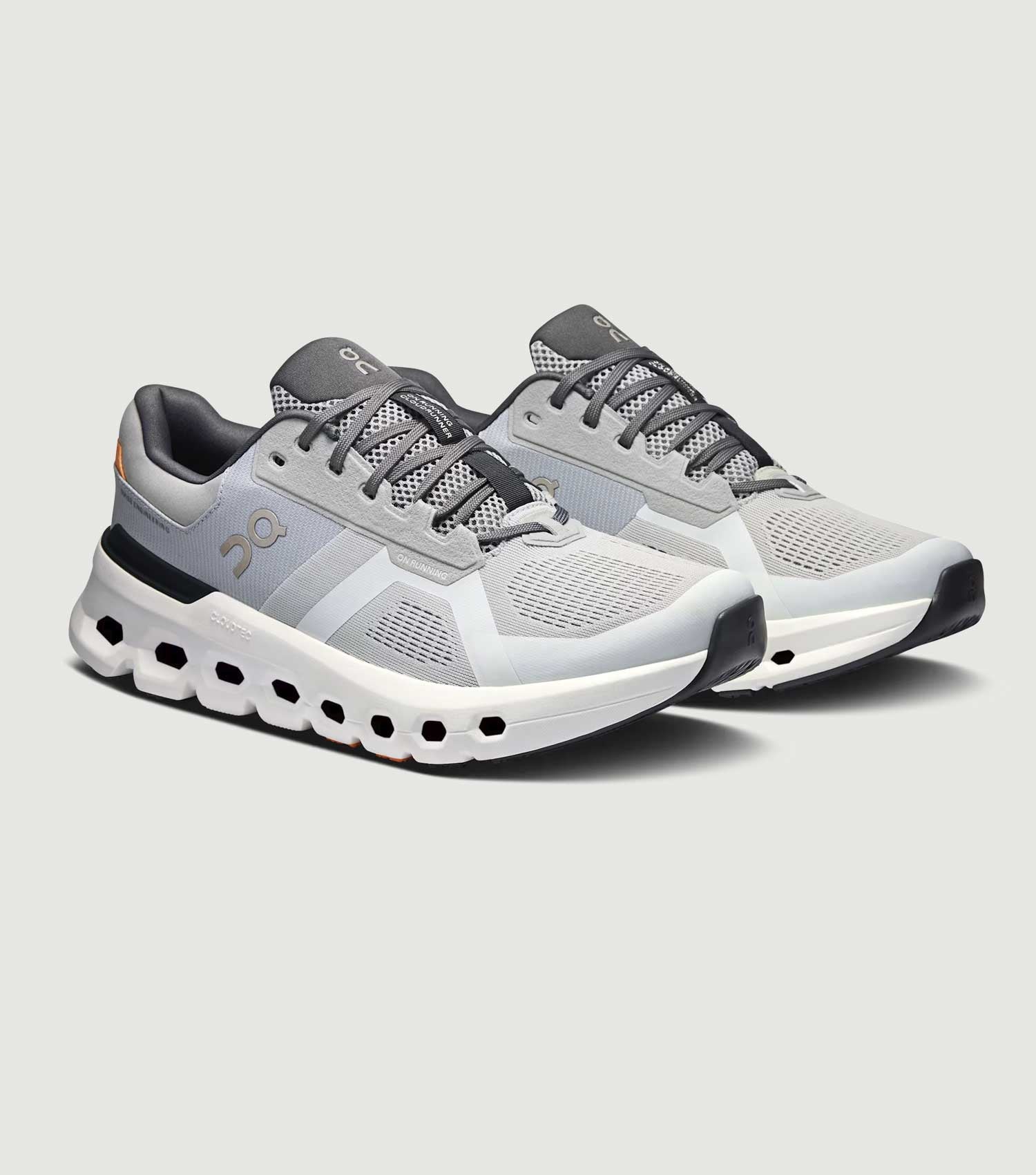 Cloudrunner 2 Wolf-Ivory - On Running