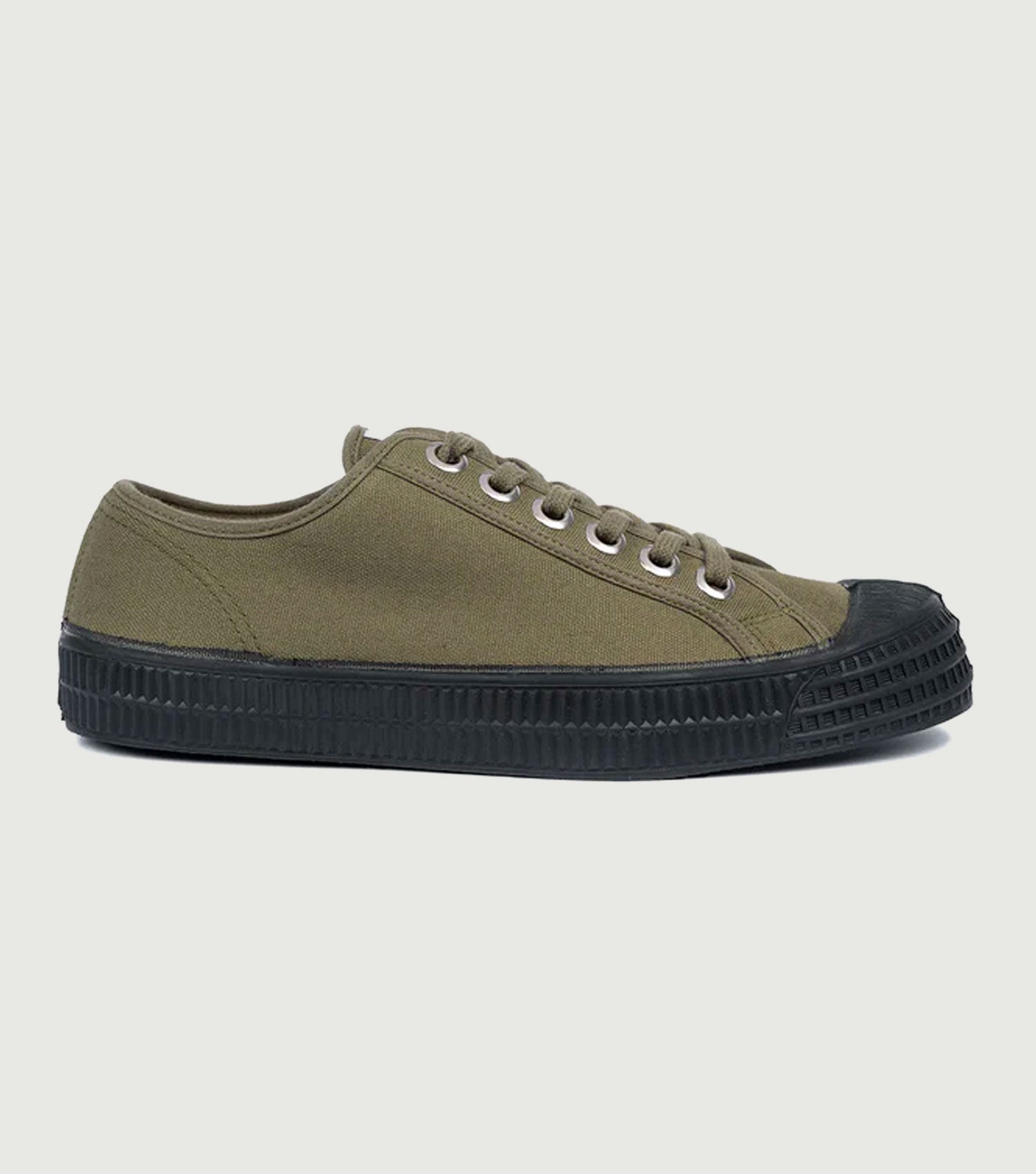 Star Master Mono 42 Military/Black - Novesta
