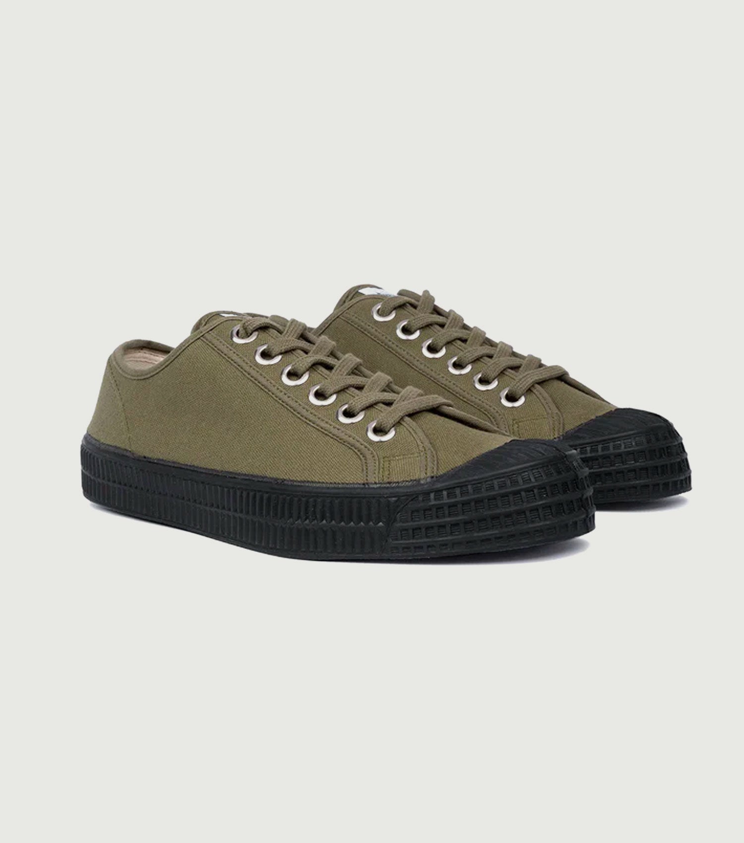 Star Master Mono 42 Military/Black - Novesta