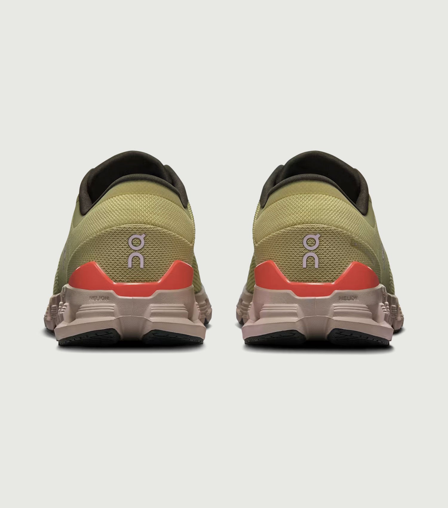 Cloud X4 Caper / Salmon - On Running