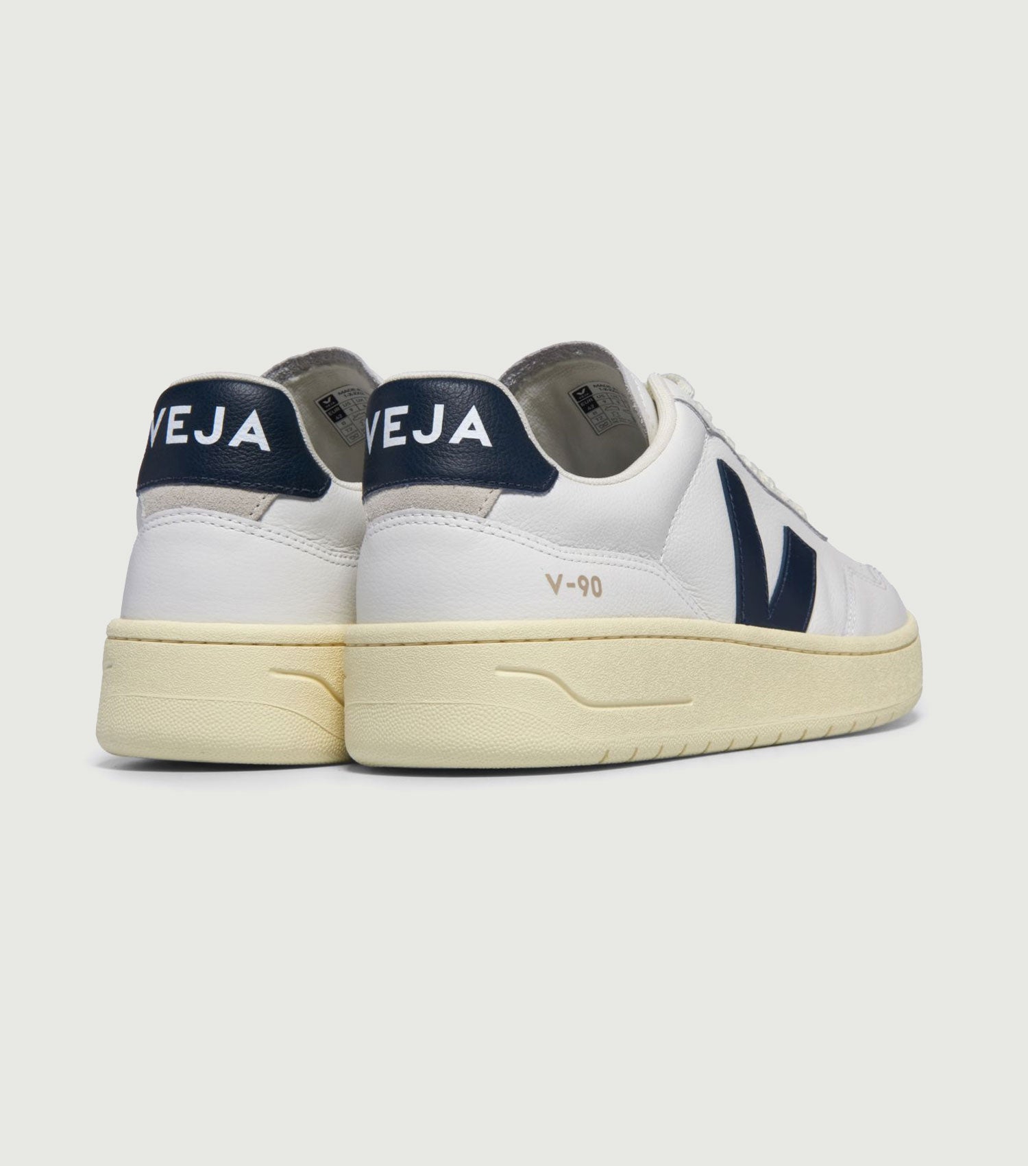 V-90 O.T. Leath Ex-White/Nautico - Veja